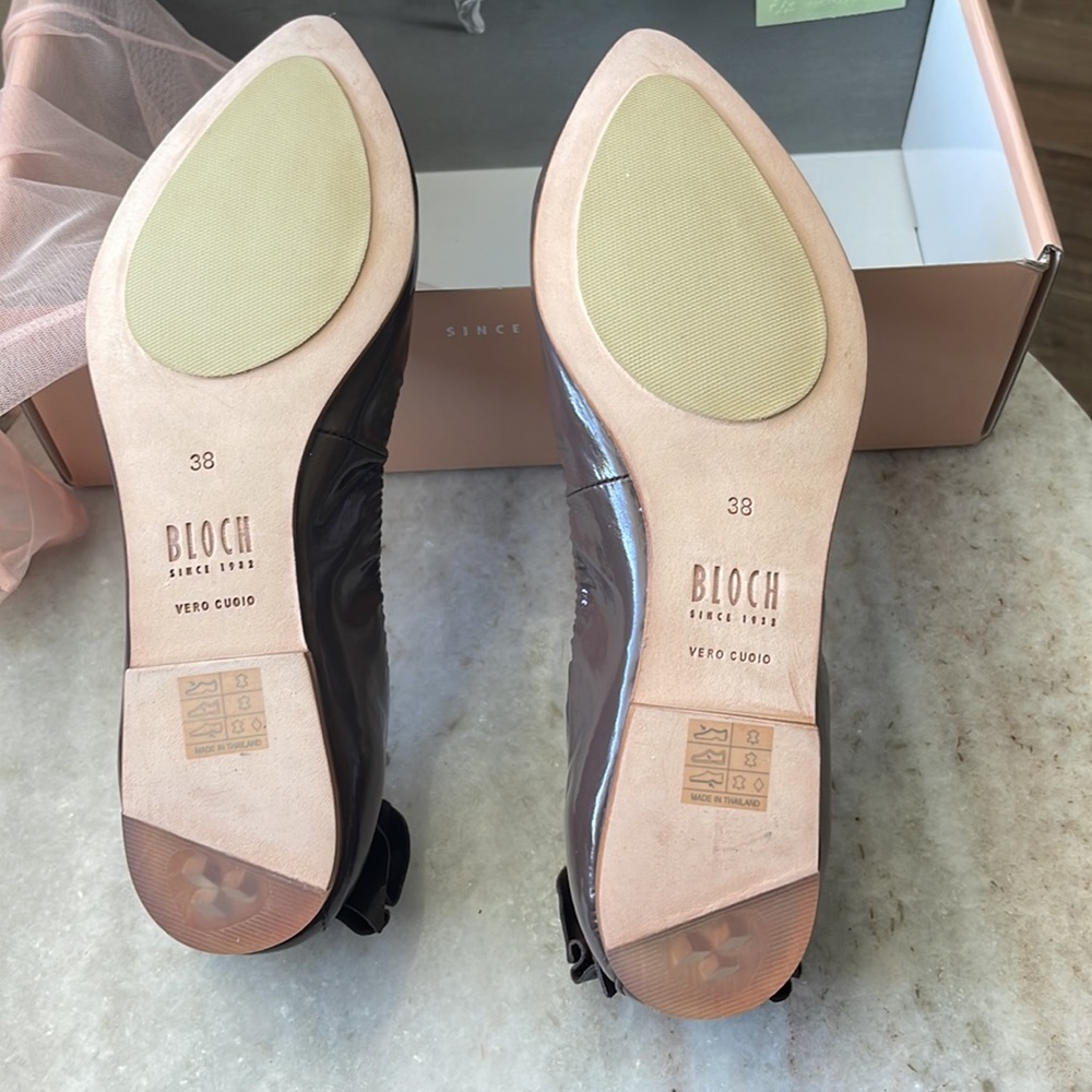 Bloch ballet slippers leather sole - Picture 3 of 7